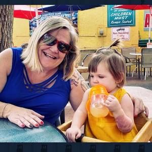 Meet your Posher, Denise